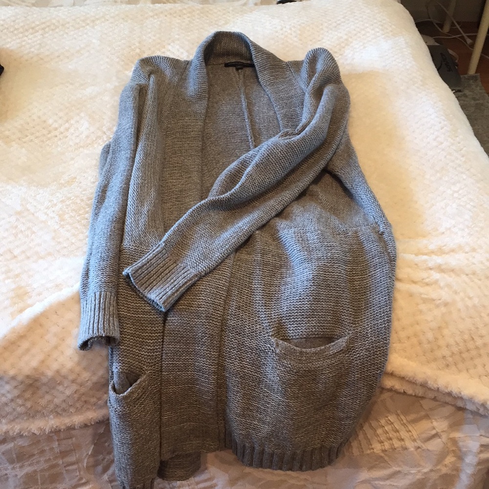 Banana republic grey sweater - long with pockets